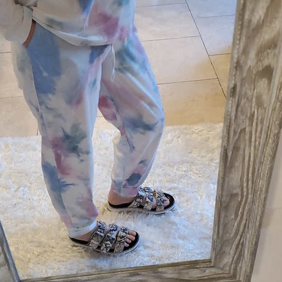 Tie dye sweatpants and long sleeve shirt size S - Picture 7 of 8